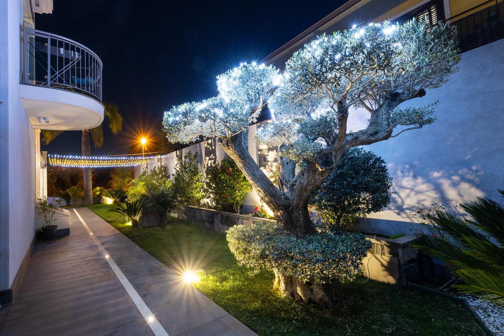 Zaffiro Lavico Rooms Etna Nature Sea Acireale Exteriör bild